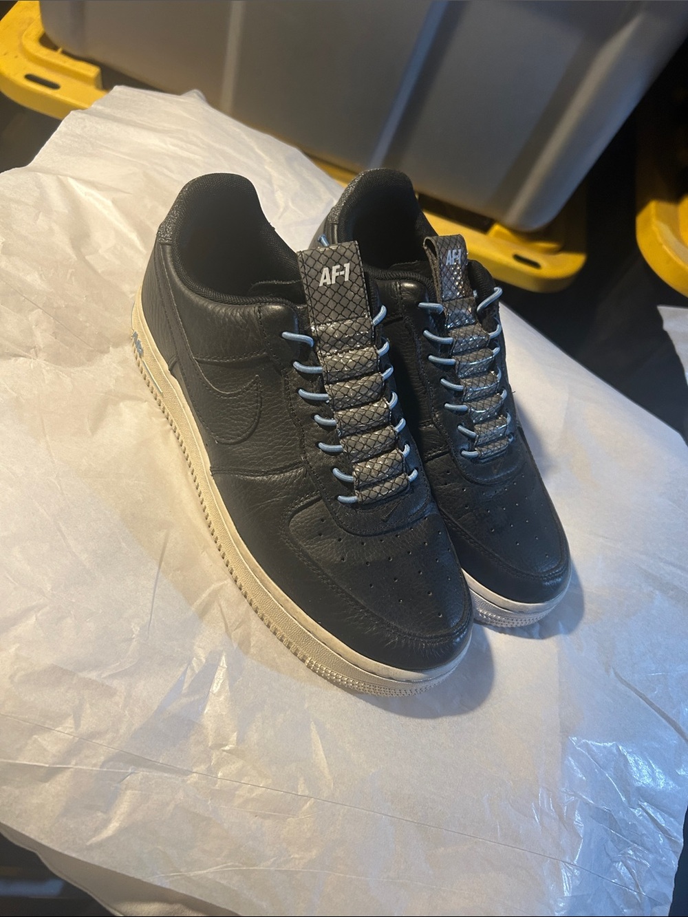 Nike Men's Black Leather Sneakers with Light Blue Laces